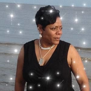 Meet your Posher, Jacqueline